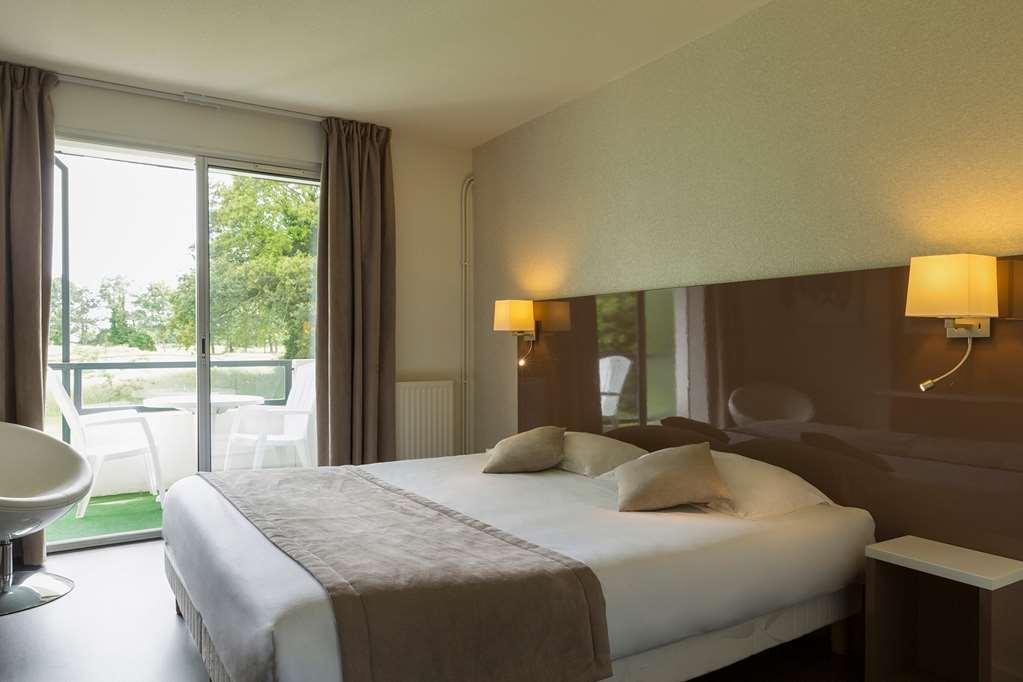 Hotel Du Golf Saint-Laurent Ploemel Room photo